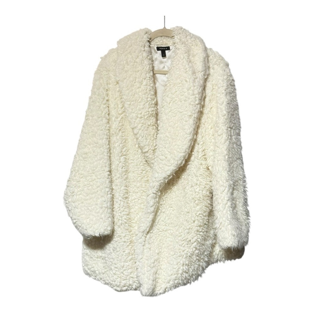 Torrid Vintage Cream Teddy Jacket - size 4